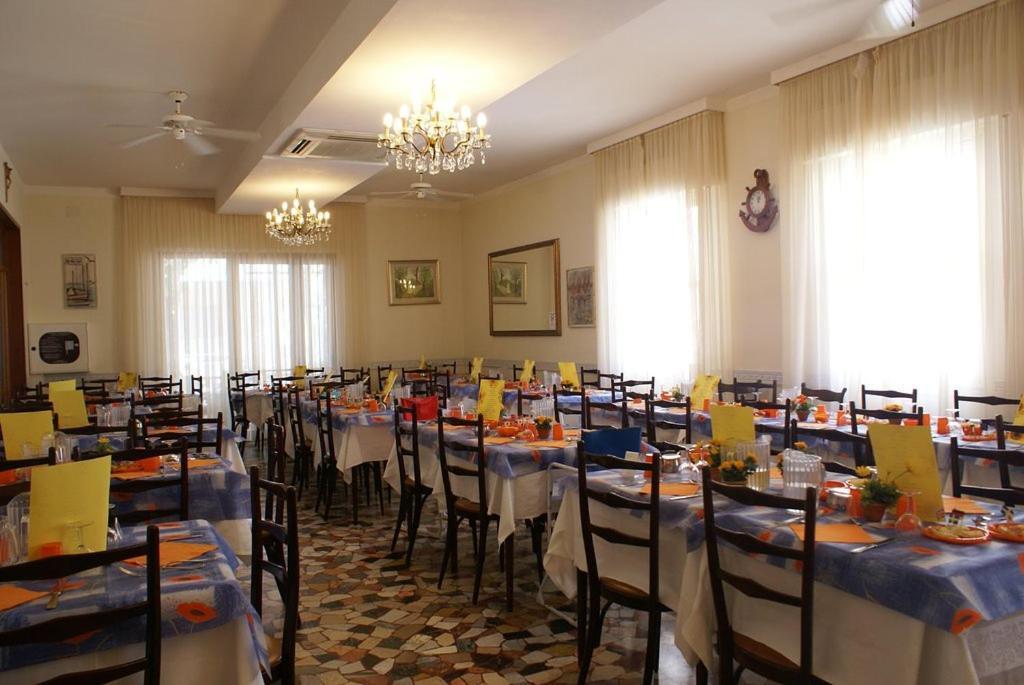 Hotel Maria Piera Rimini Exterior photo